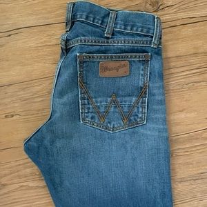 MENS WRANGLER SLIM STRAIGHT PANTS